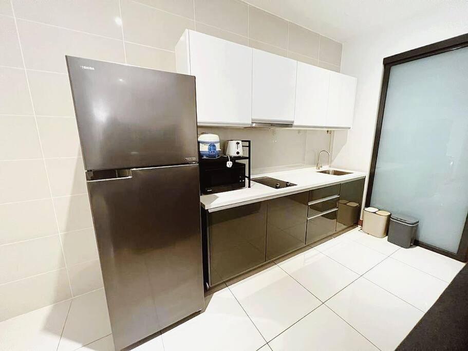 Apartment Promo Connected Train 2 Bedroom *